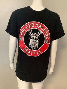 'Gildan “Big Red Machine”Graphic Tee